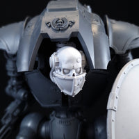 alt="Cerastus masked skull head closeup on lancer"