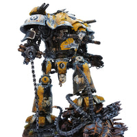 alt="the same knight valiant but painted up in a yellow hawkshroud colour scheme"