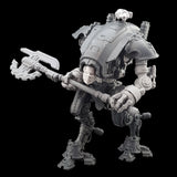 alt="Armiger wielding an adeptus mechanicus style omnissian axe"