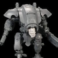 alt="armiger masked skull head shown on an imperial knight armiger, zoomed in view"